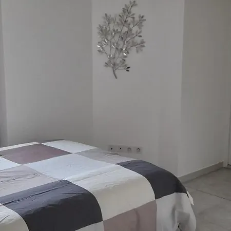 Appartement Chez Nave au pied du Meygal à Boussoulet Extérieur photo